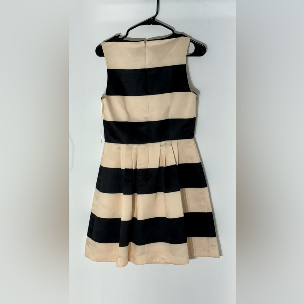 CECE Cynthia Steffe 4 cocktail dress - Picture 2 of 2